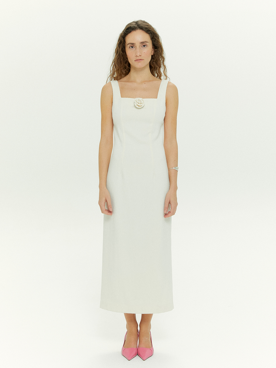 [20%OFF]Flower Corsage Line Dress in Ivory